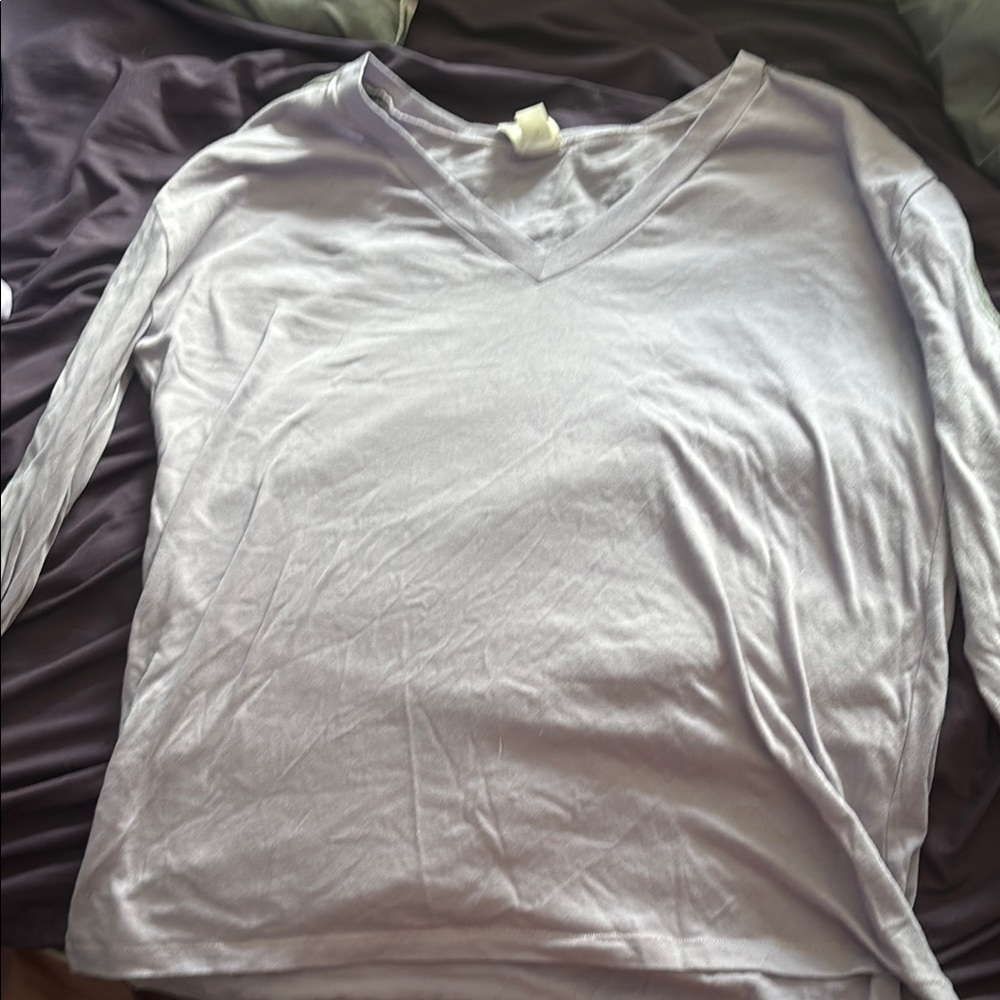Light Gray V-Neck Long Sleeve Shirt